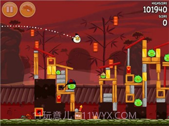 愤怒的小鸟龙年春节版截图2 愤怒的小鸟龙年春节版截图2